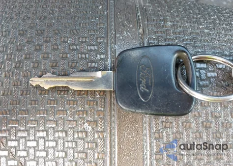 2000 Ford F-150 Lariat/Work Series/Xl/Xlt из США, поврежденный, VIN 1FTRX18W0YKB28000